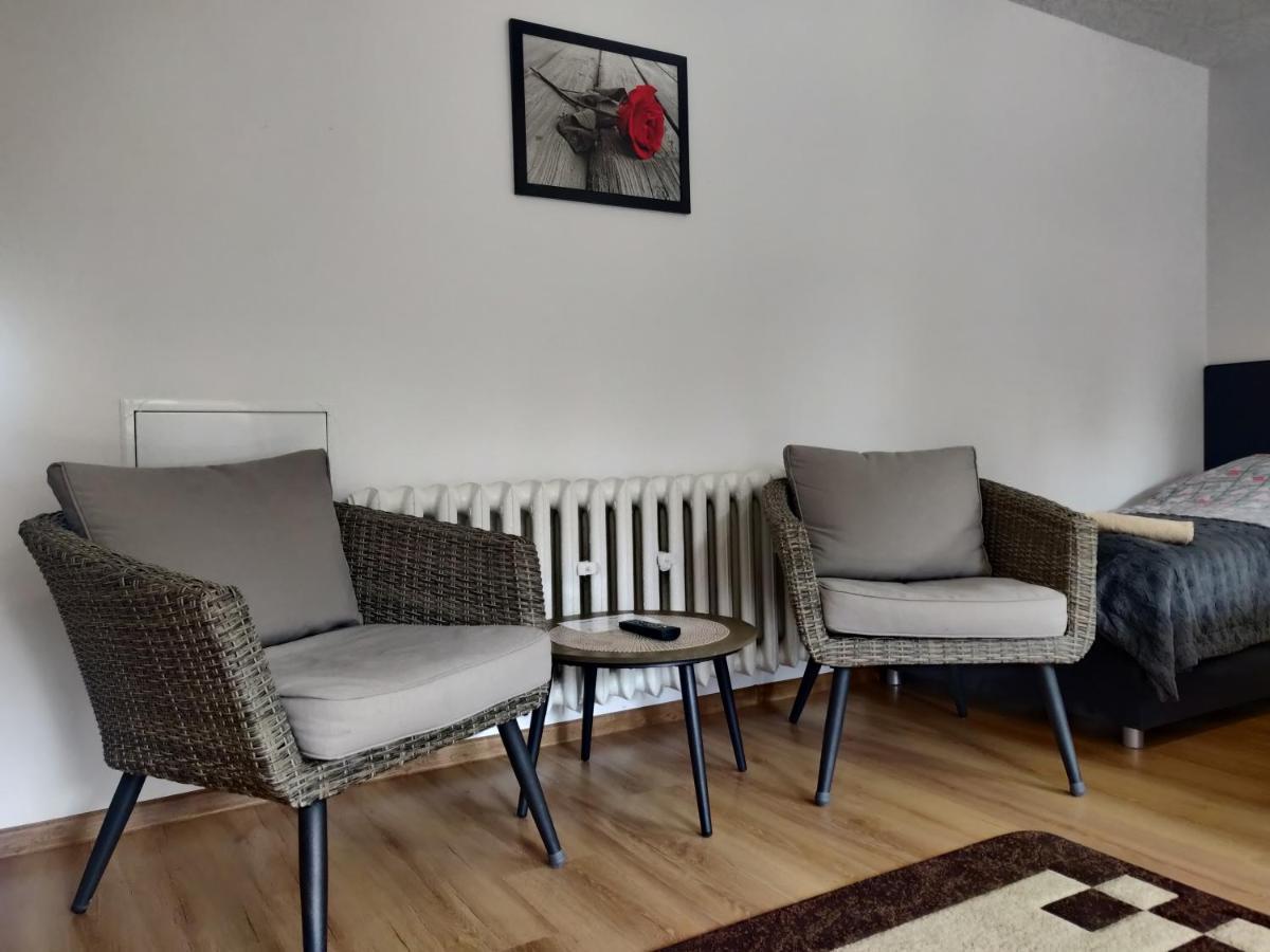 Noclegi-Splywy Bugiem Slawatycze Buitenkant foto