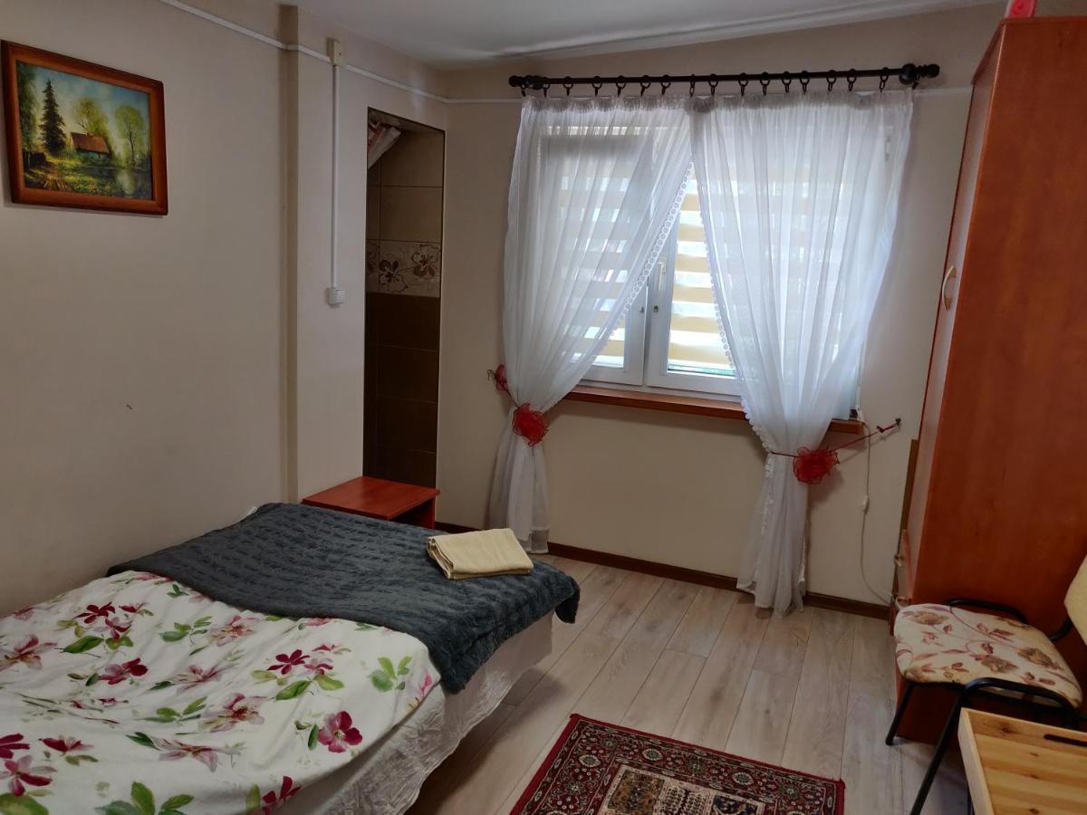 Noclegi-Splywy Bugiem Slawatycze Buitenkant foto
