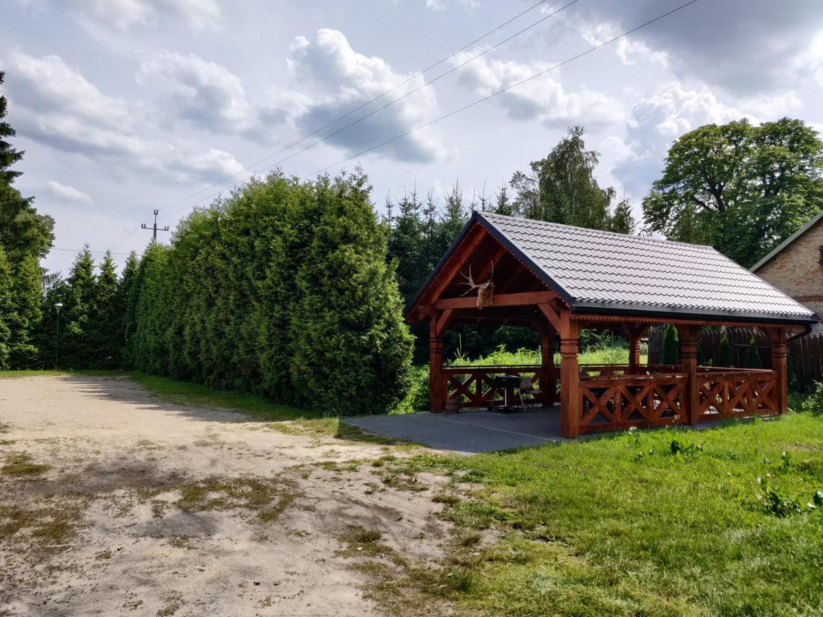 Noclegi-Splywy Bugiem Slawatycze Buitenkant foto