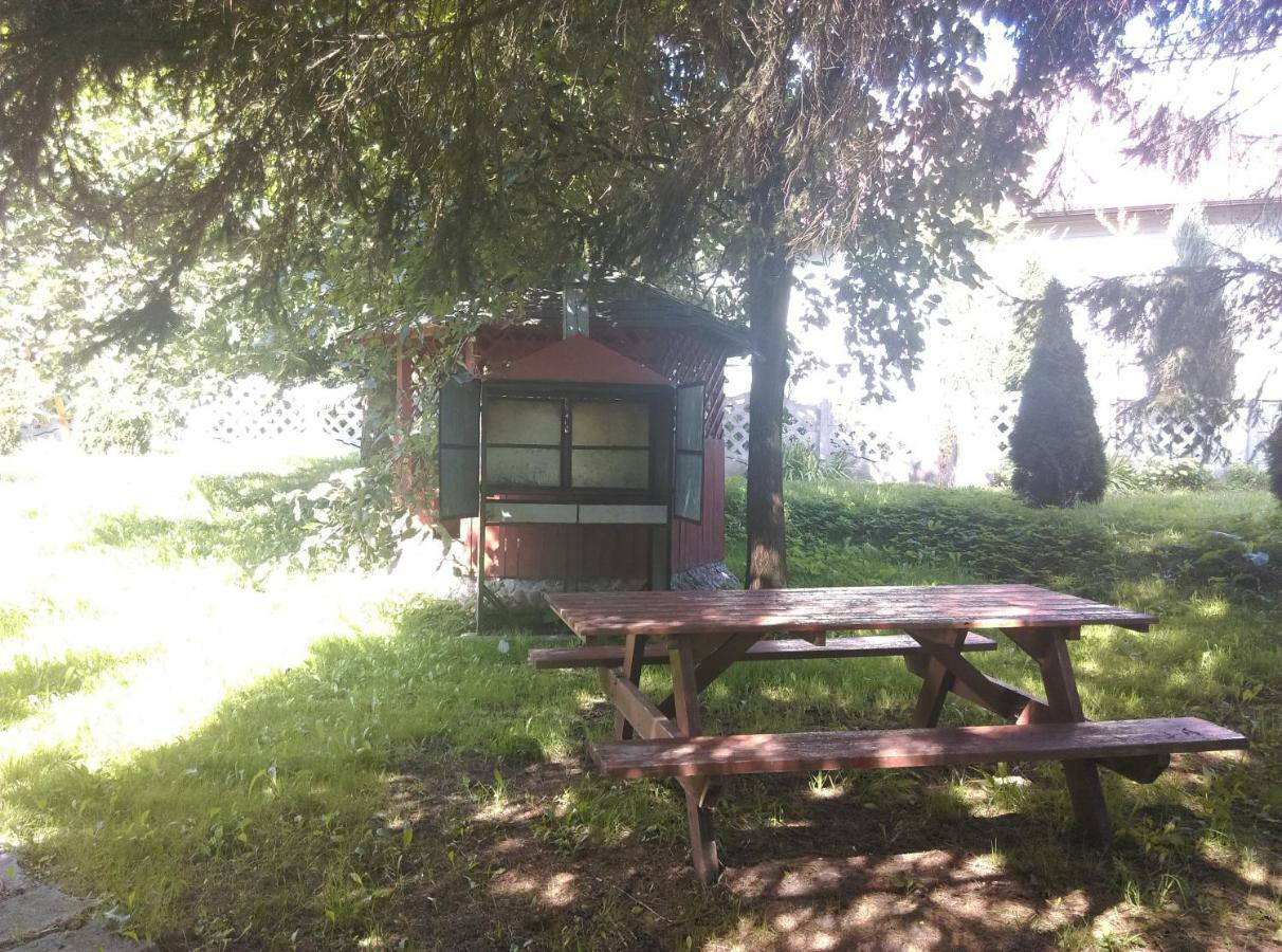 Noclegi-Splywy Bugiem Slawatycze Buitenkant foto